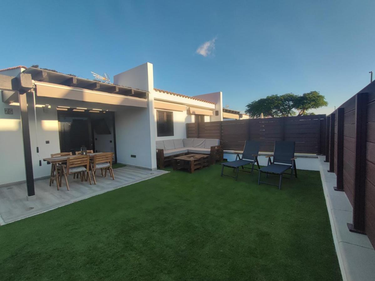 Bungalow Maspalomas Golf Con Jacuzzi, Piscina Y Jardin San Bartolomé Εξωτερικό φωτογραφία